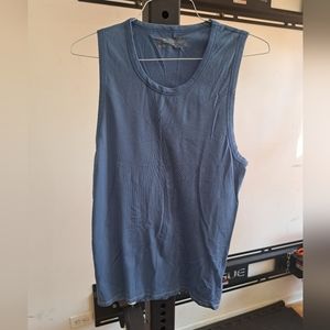 CHAMPION men's Large fitted sleeveless tank top- light blue